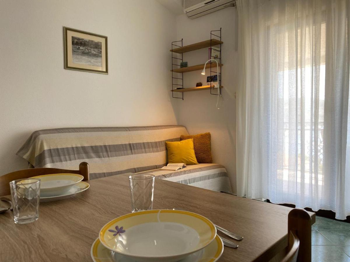 The Ana Apartments Komiža Εξωτερικό φωτογραφία