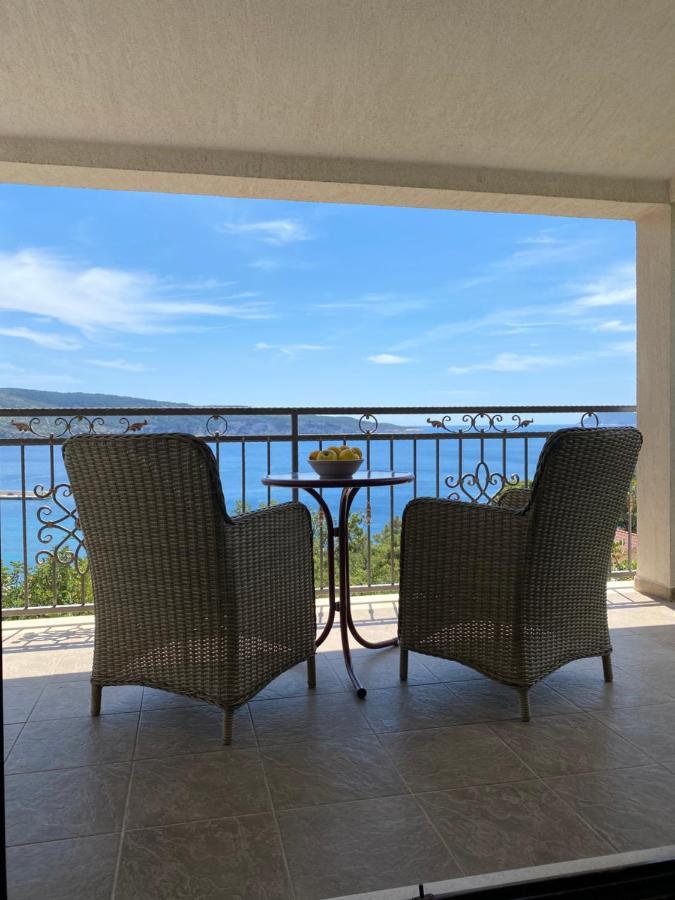 The Ana Apartments Komiža Εξωτερικό φωτογραφία
