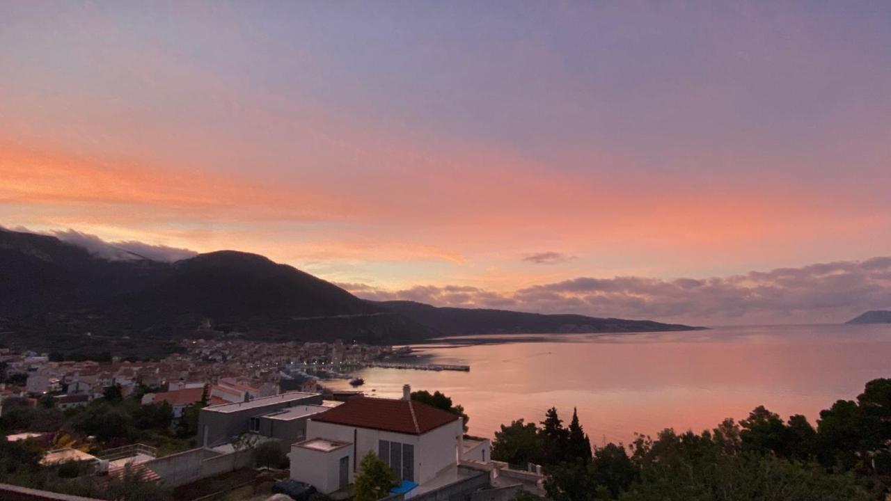 The Ana Apartments Komiža Εξωτερικό φωτογραφία