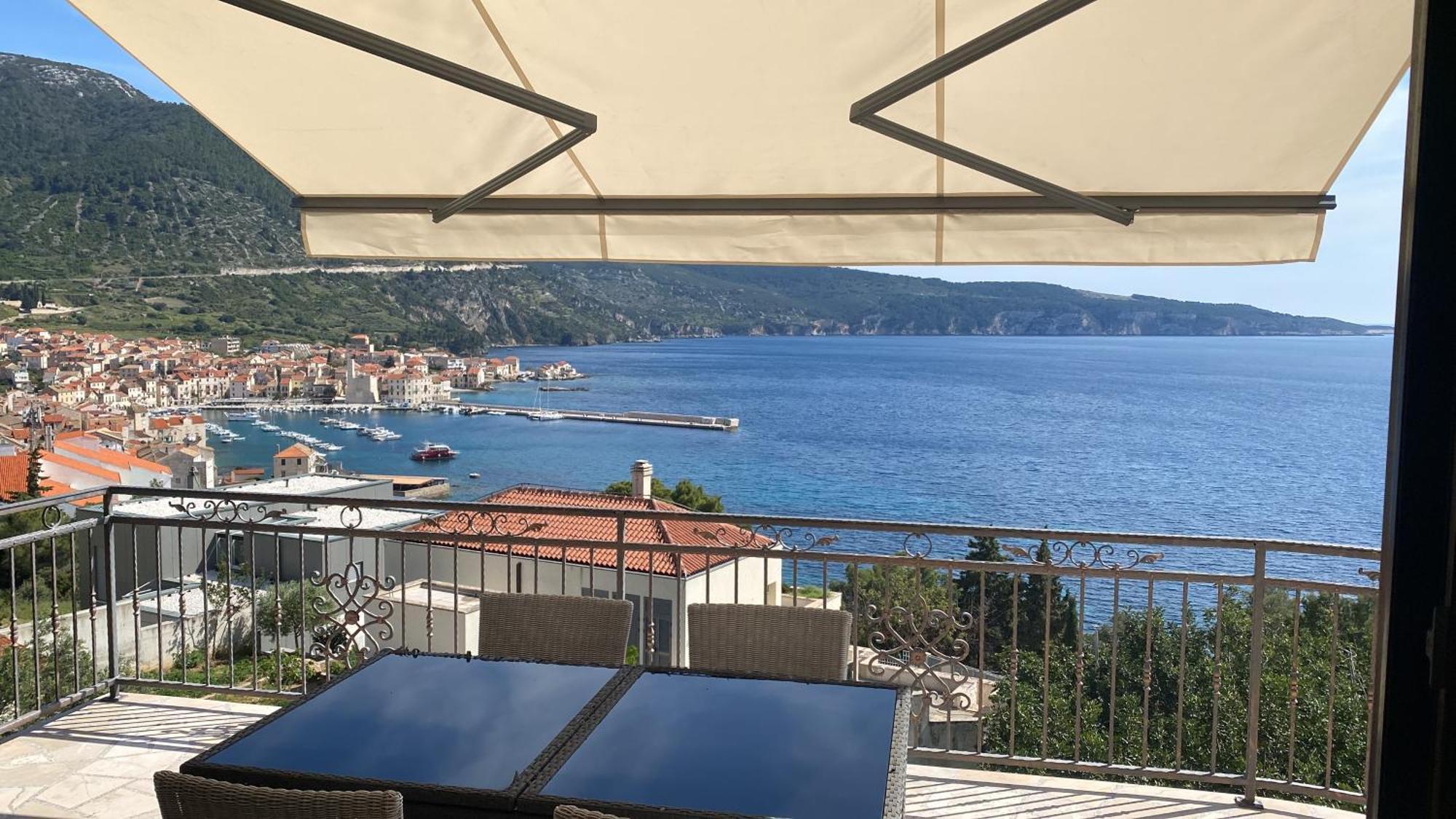 The Ana Apartments Komiža Εξωτερικό φωτογραφία