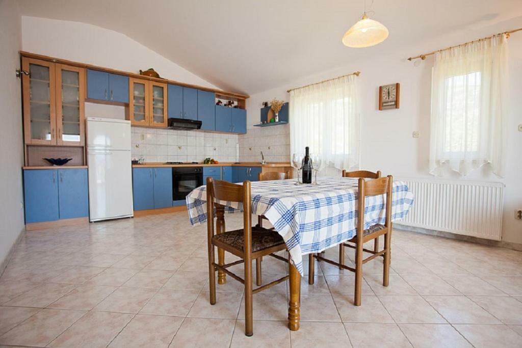 The Ana Apartments Komiža Εξωτερικό φωτογραφία